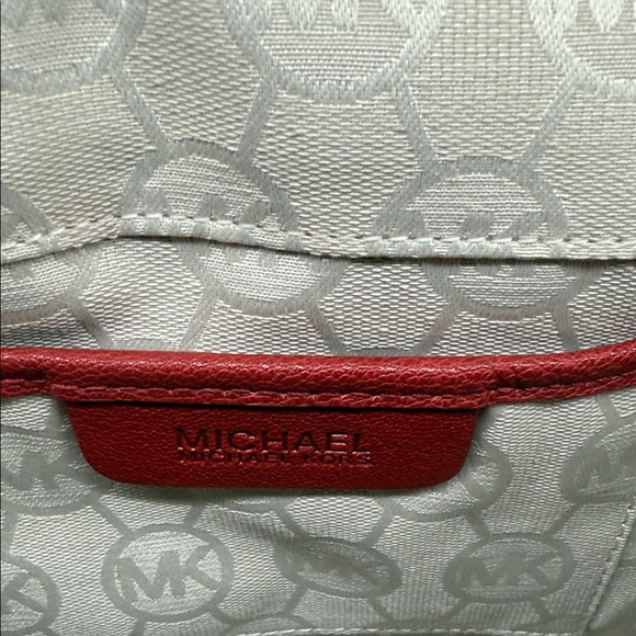 Michael Kors Cherry Red Leather Crossbody Bag. 10x8 in. Like New! - Picture 10 of 16